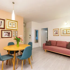 https://apartment-anika-old-town.in-istria.net